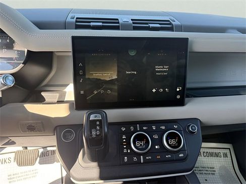 Used 2022 Land Rover Defender 110 X-Dynamic SE image 15