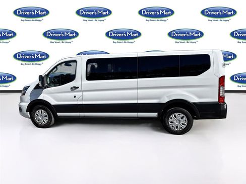 Used 2023 Ford Transit 350 XLT image 4