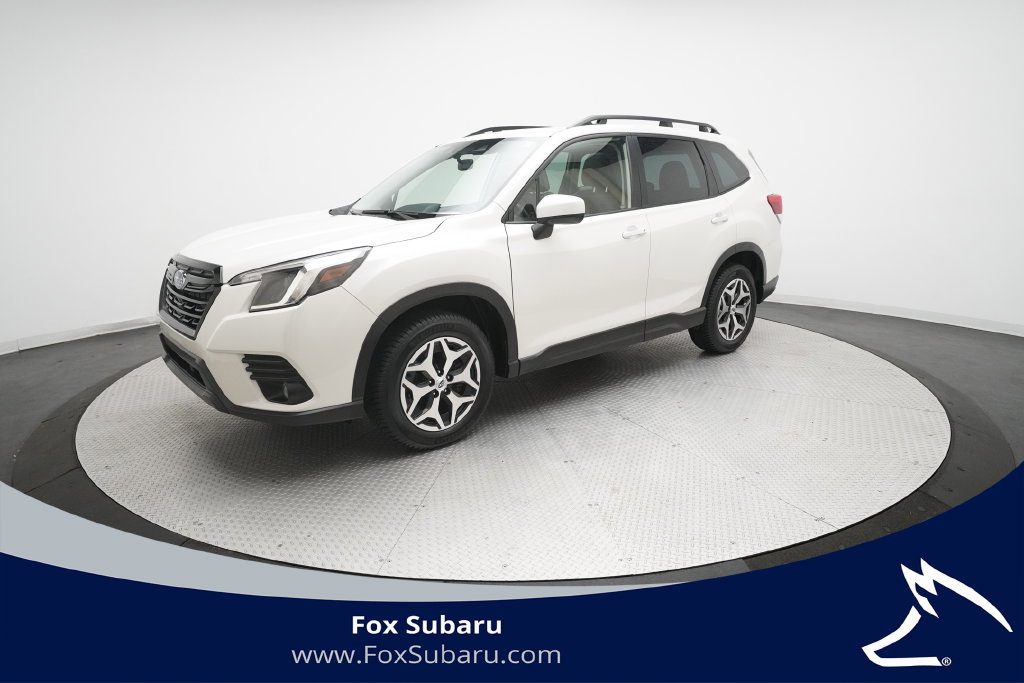 Used 2023 Subaru Forester Premium AWD/4WD image 1