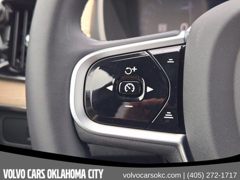 Used 2026 Volvo XC90 B6 Plus w/ Protection Package Premier AWD/4WD image 23