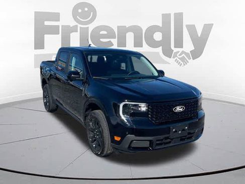 New 2025 Ford Maverick Lariat w/ Black Appearance Package image 3