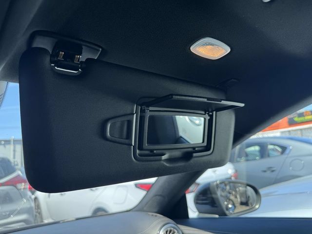 Used 2025 Mercedes-Benz CLA 250 4MATIC image 37