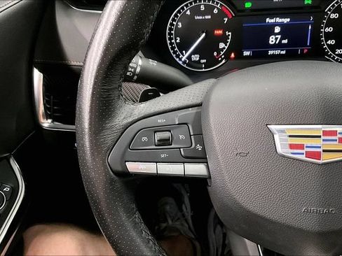 Used 2023 Cadillac XT4 Sport FWD image 26