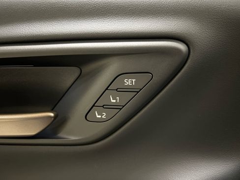 New 2026 Toyota Crown Limited w/ Advanced Technology Package image 12