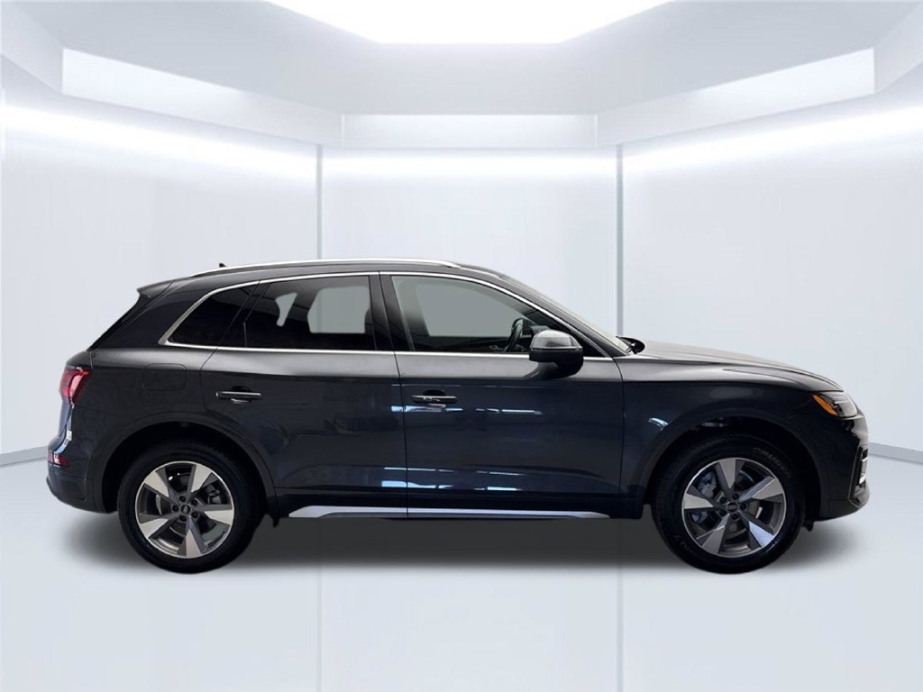 Certified 2023 Audi Q5 2.0T Premium Plus w/ Premium Plus Package AWD/4WD image 10