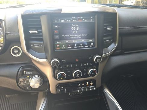 Used 2020 RAM 1500 Laramie AWD/4WD image 16