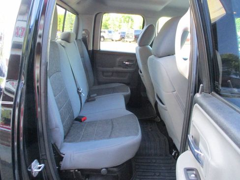 Used 2014 RAM 1500 Classic SLT w/ Protection Group AWD/4WD image 22