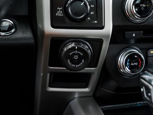 Used 2018 Ford F150 Lariat w/ Equipment Group 502A Luxury AWD/4WD image 30