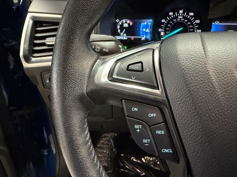 Certified 2024 Ford Edge SEL AWD/4WD image 17