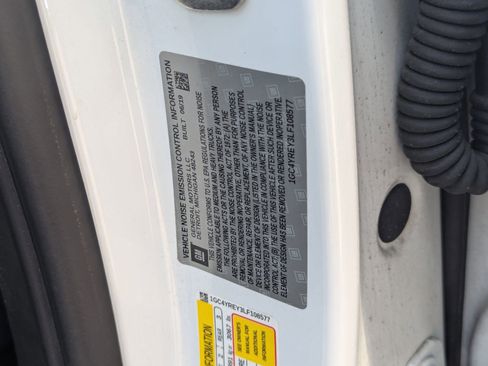 Used 2020 Chevrolet Silverado 2500 High Country w/ Z71 Off-Road Package image 10