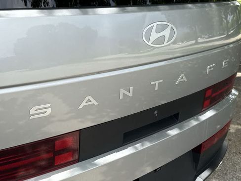 Used 2024 Hyundai Santa Fe SEL FWD image 10