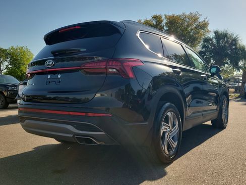 Used 2023 Hyundai Santa Fe SEL image 3