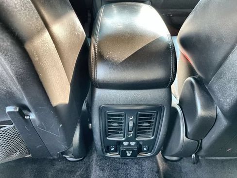 Used 2015 Dodge Durango Limited w/ Nav & Power Liftgate Group AWD/4WD image 23