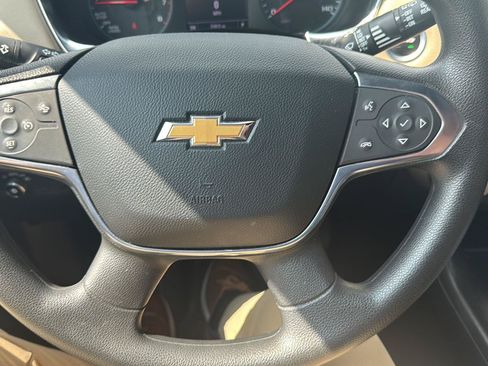 Used 2023 Chevrolet Traverse LS AWD/4WD image 11