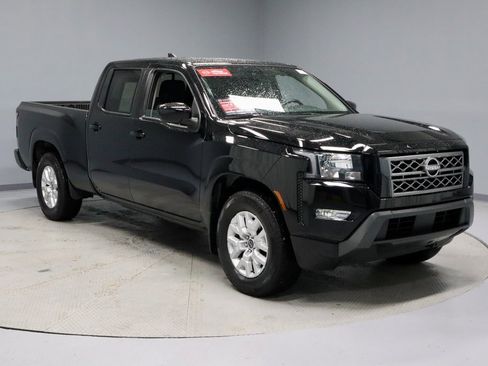 Certified 2024 Nissan Frontier SV w/ Technology Package image 1