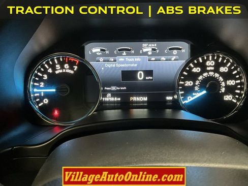 Used 2017 Ford F150 Lariat w/ Equipment Group 502A Luxury AWD/4WD image 16
