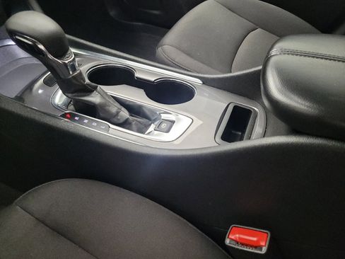 Used 2023 Chevrolet Malibu LT FWD image 26