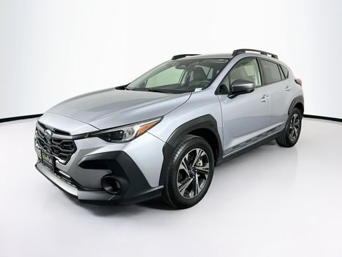 Used 2024 Subaru Crosstrek 2.0i Premium AWD/4WD image 3