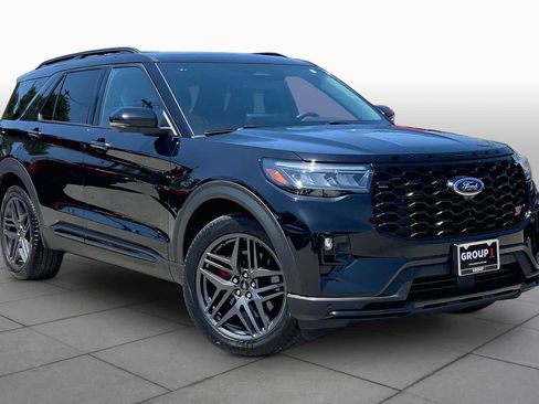 Used 2025 Ford Explorer ST w/ Sun And Sound Package RWD image 2