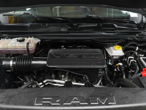 Used 2025 RAM 1500 Big Horn AWD/4WD image 32