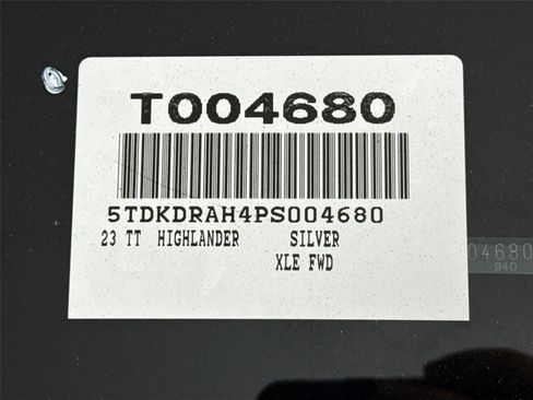 Certified 2023 Toyota Highlander XLE image 51