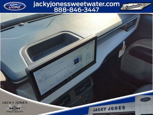 New 2026 Ford Maverick XLT w/ XLT Luxury Package AWD/4WD image 18