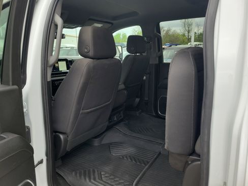 Used 2024 Chevrolet Silverado 2500 LT AWD/4WD image 13