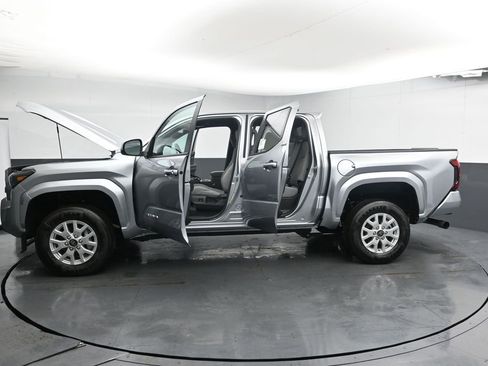 New 2026 Toyota Tacoma SR5 image 39