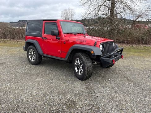 Used 2016 Jeep Wrangler Sport image 2