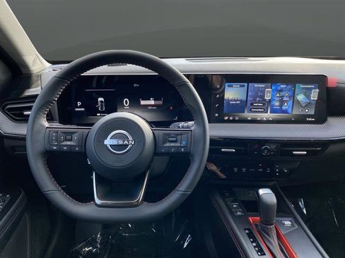 New 2026 Nissan Kicks SR w/ Cold Weather Package image 5