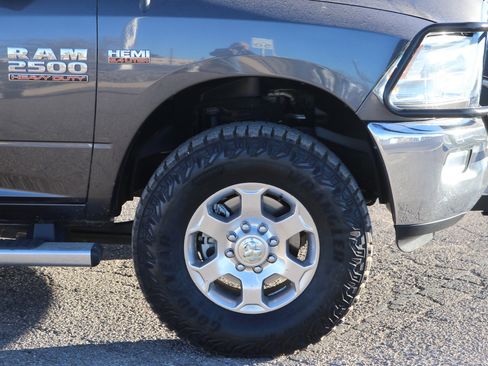 Used 2018 RAM 2500 Big Horn image 9