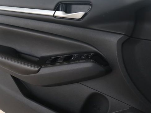 Used 2023 Nissan Altima 2.5 SV image 22