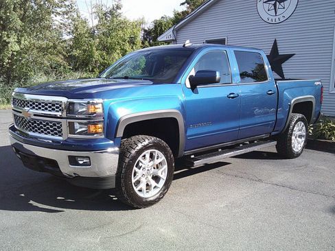 Used 2015 Chevrolet Silverado 1500 LT w/ All Star Edition AWD/4WD image 2