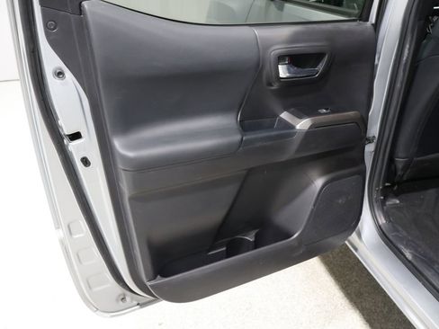 Used 2023 Toyota Tacoma Limited image 18