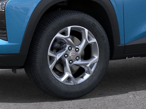 New 2026 Chevrolet Trax LS w/ LS Convenience Package FWD image 9