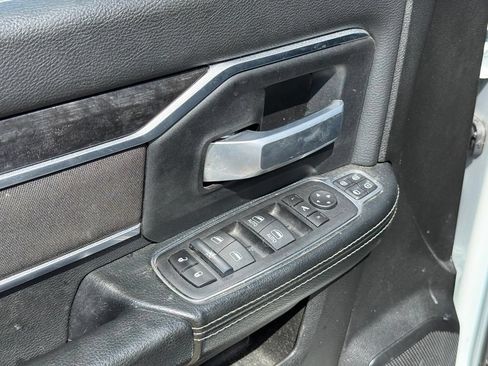 Used 2024 RAM 3500 Big Horn w/ Night Edition AWD/4WD image 11