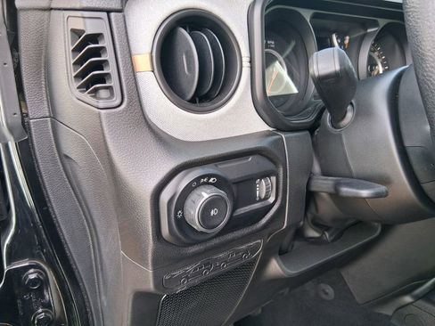Certified 2024 Jeep Wrangler Sport AWD/4WD image 29