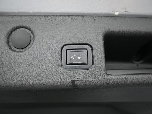 Certified 2022 Chevrolet Equinox LT FWD image 29