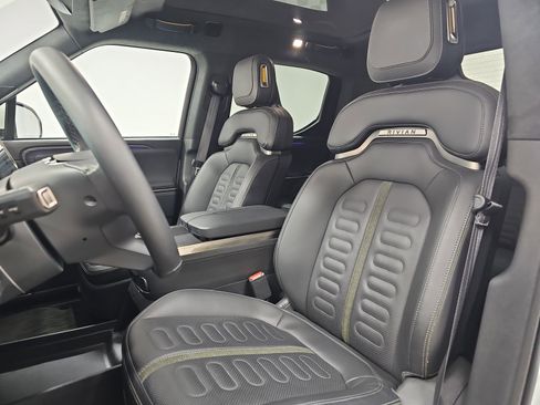 Used 2023 Rivian R1T Adventure image 20