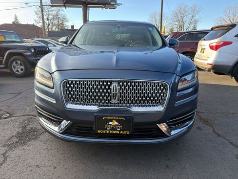 Used 2019 Lincoln Nautilus Reserve image 9
