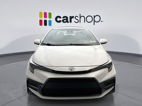 Used 2022 Toyota Corolla SE w/ SE Premium Package FWD image 8