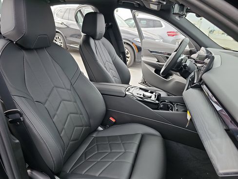 New 2026 BMW 530i w/ Convenience Package image 10