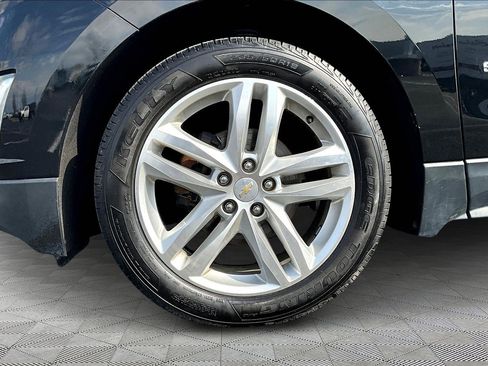 Used 2019 Chevrolet Equinox Premier image 34