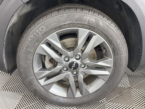 Certified 2023 Kia Seltos LX image 13