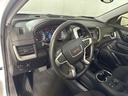 Used 2024 GMC Terrain SLE w/ Driver Convenience Package AWD/4WD image 14