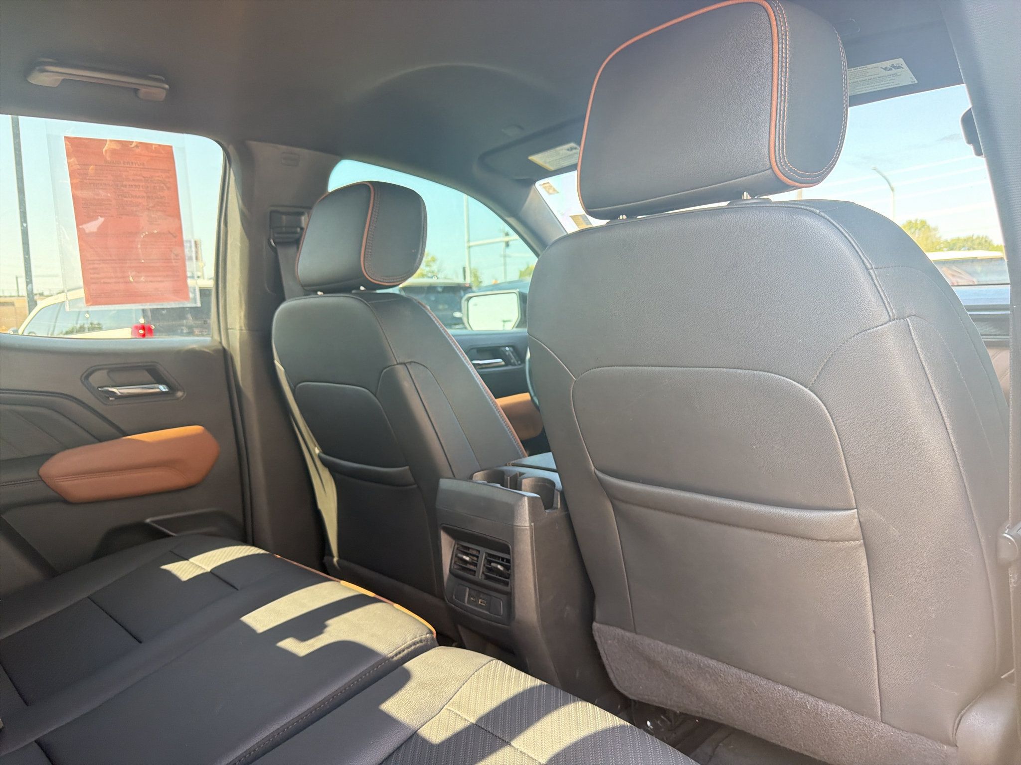 Used 2024 GMC Canyon AT4 w/ AT4 Premium Package AWD/4WD image 18