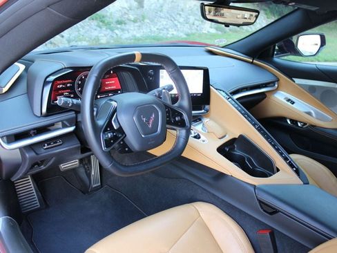 Used 2022 Chevrolet Corvette Stingray Preferred Cpe w/ Z51 Performance Package RWD image 17