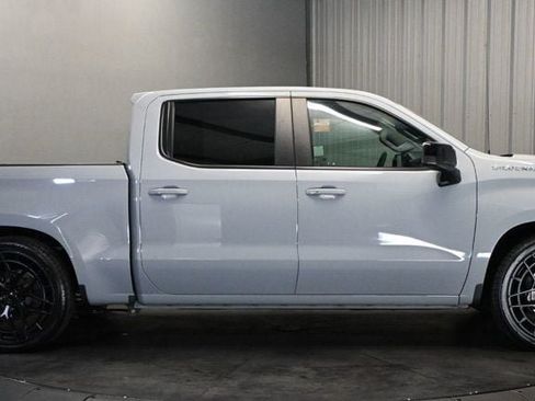 Used 2025 Chevrolet Silverado 1500 RST RWD image 4