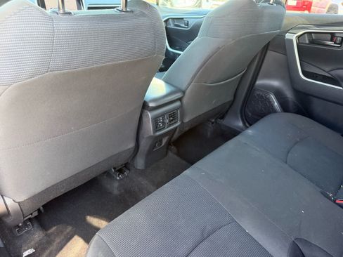 Used 2025 Toyota RAV4 LE AWD/4WD image 11
