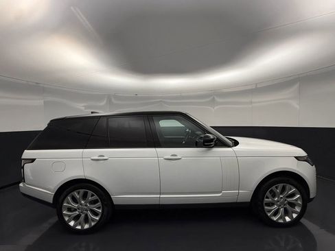Used 2020 Land Rover Range Rover HSE image 4